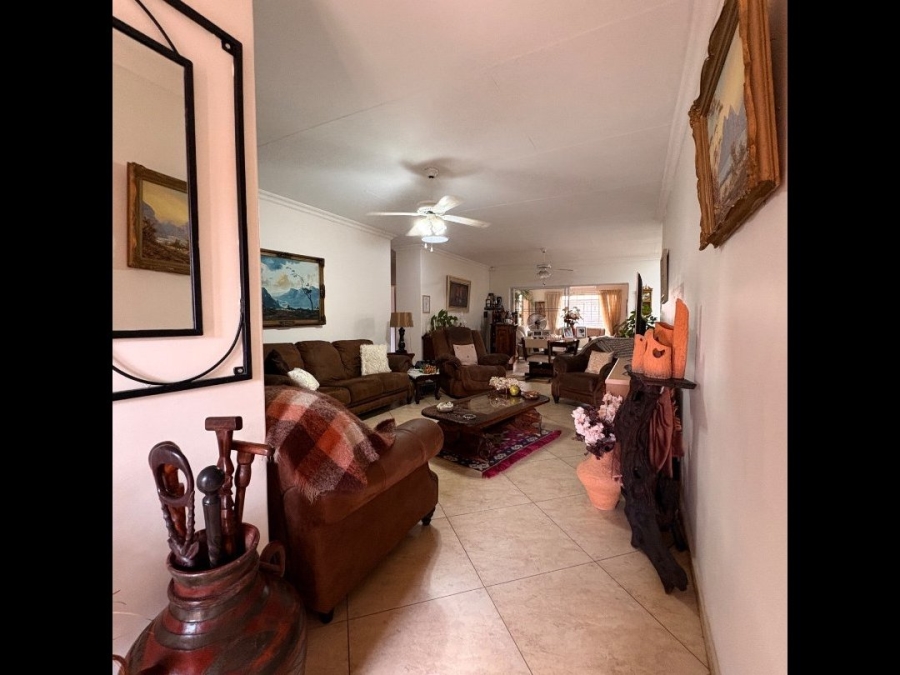 3 Bedroom Property for Sale in Flimieda North West